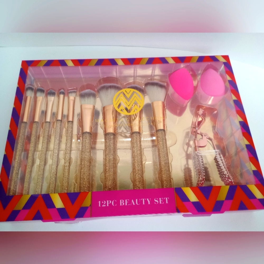 Macbeth Collection by Margaret Josephs 12 Pc Beauty Makeup Brush Set Glitter